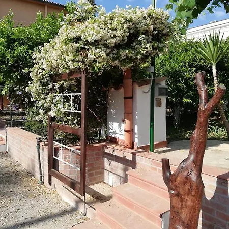 Fabiene Familyholidays Gelsonia Cefalu
